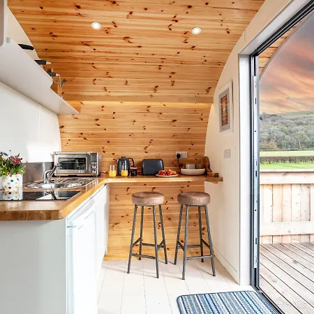 Middle Longlands Tatil Evi *